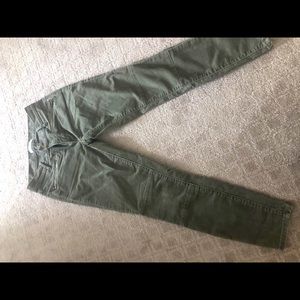 Corduroy green skinny pants